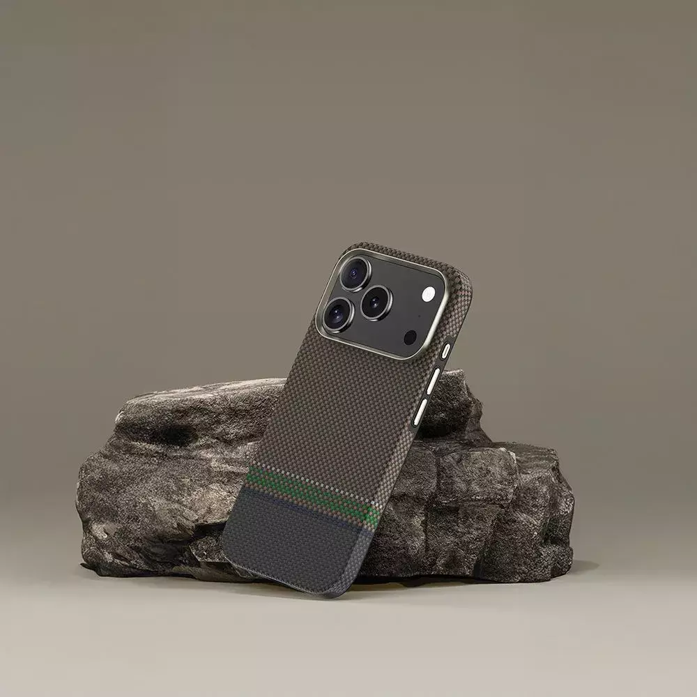 Усиленный чехол Benks Prestige ArmorPro Case built with Kevlar для iPhone 17 Pro Max 6.9"