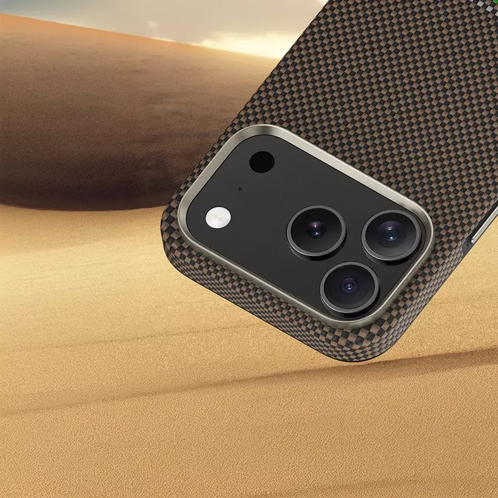 Усиленный чехол Benks Prestige ArmorPro Case built with Kevlar для iPhone 17 Pro Max 6.9"